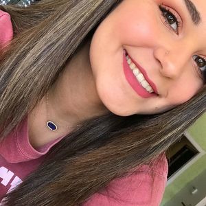 Meet your Posher, Aja